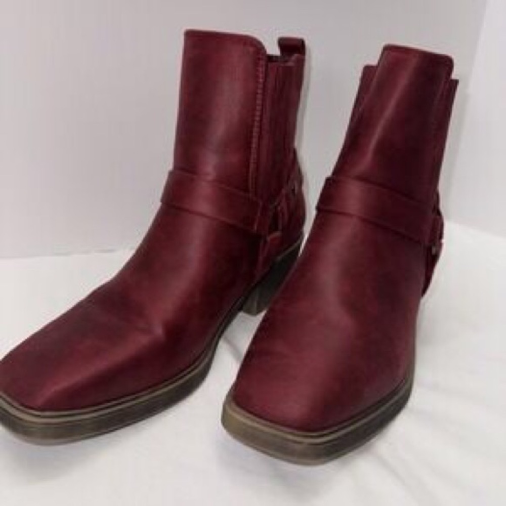 Men's Burgundy Leather Ankle Boots - Classic Pull-On Style